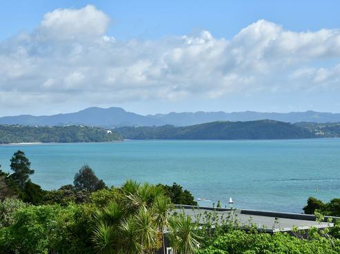 5 Athol Place, Algies Bay
