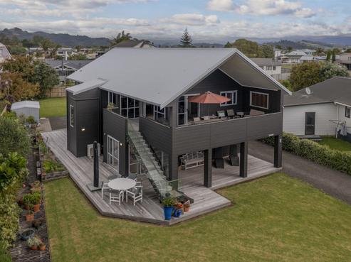 8 Jackman Avenue, Whitianga