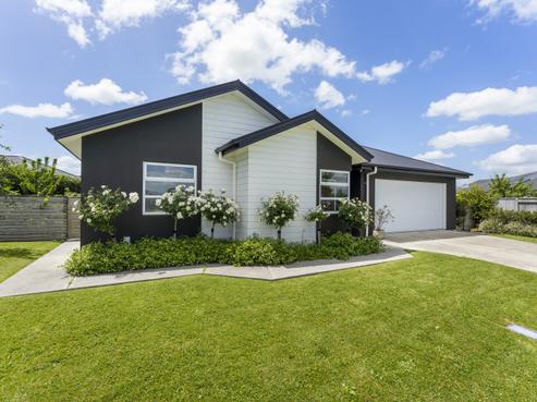 14 Cherry Place, Feilding