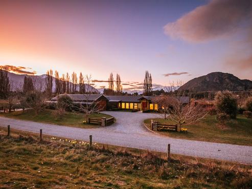 83B Black Peak Road, Wanaka