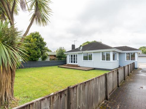 6 Tomin Road, Glenview