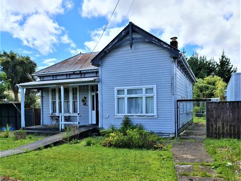 8 The Esplanade, Westport