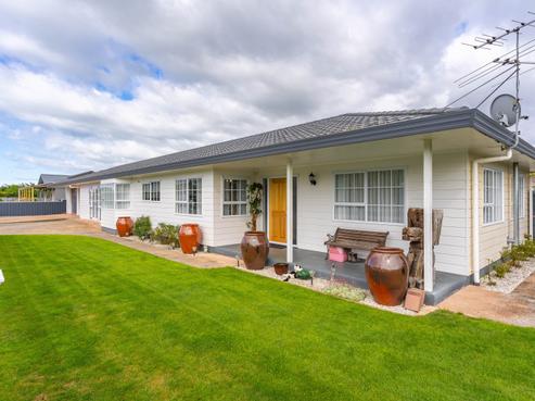 6 Augustus Street, Carterton