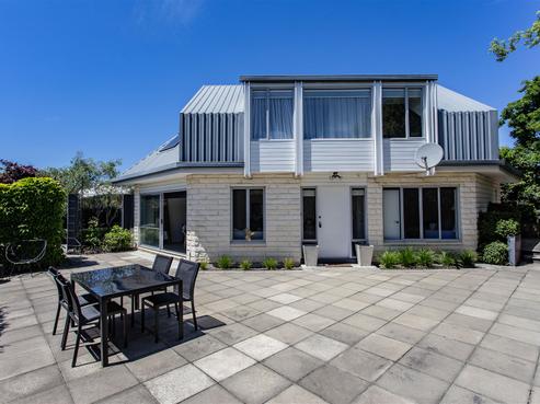 2/225 Waimairi Road, Ilam