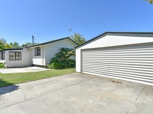 1 Mckenzie Place, Waikuku Beach