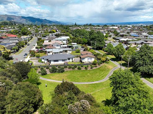 2 Bledisloe Avenue, Stoke