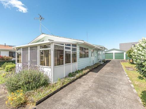 91 Lincoln Road, Springvale