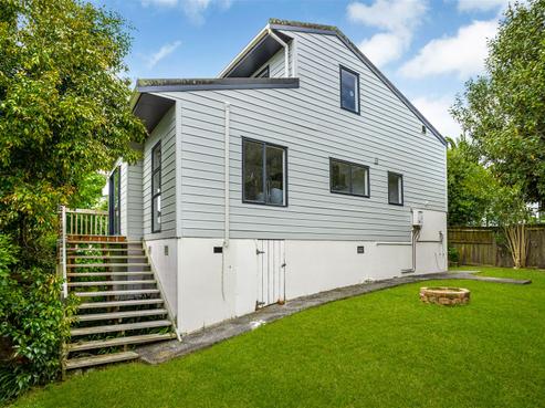 17A Bronzewing Terrace, Unsworth Heights
