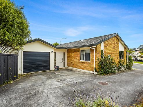 1/926 Whangaparaoa Road, Manly