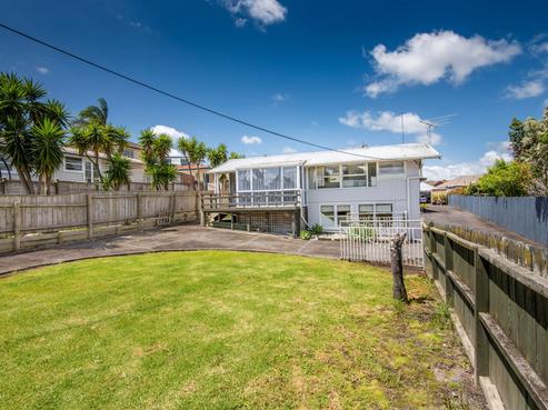 20 Bay Street, Red Beach