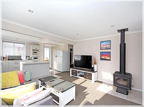 68 Avenue Road, Foxton