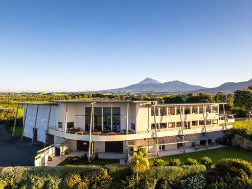 738 South Road, Omata