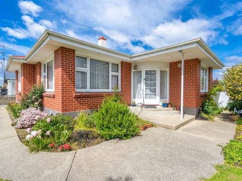 8 Glengarry Crescent, Glengarry