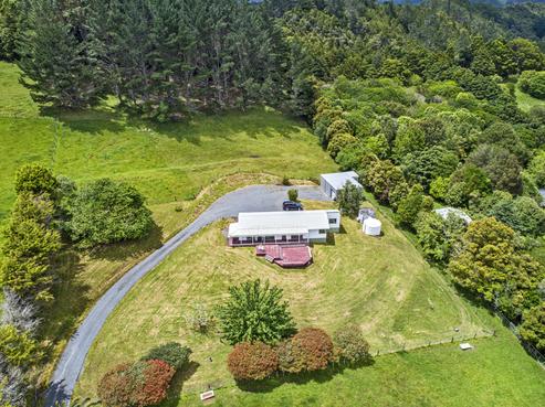 111 Snooks Road, Maungatapere