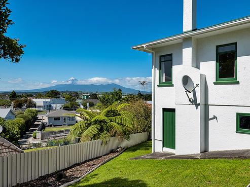 215 Ngamotu Road, Spotswood