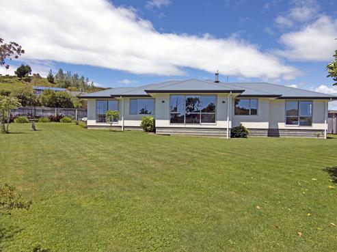 15 Arapeta Place, Takaka