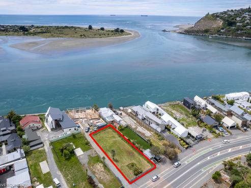 109 Main Road, Redcliffs