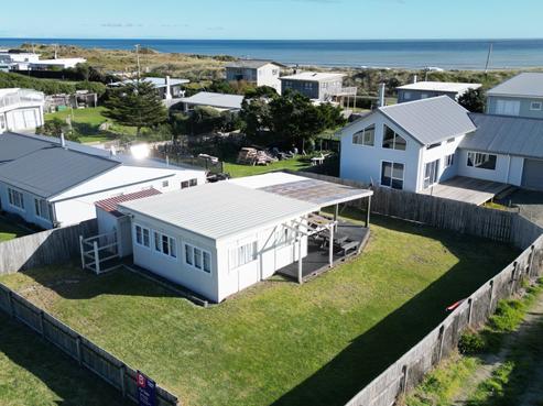 38 Nelson Street, Foxton Beach