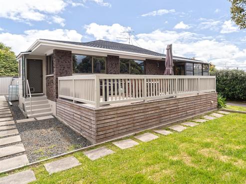 1/12 Kauri Glen Road, Northcote