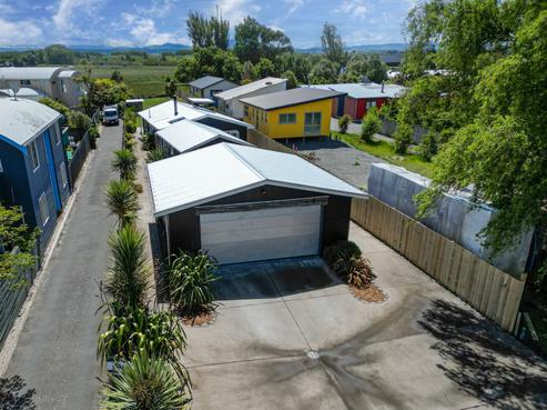 103 Park Terrace, Waikuku Beach