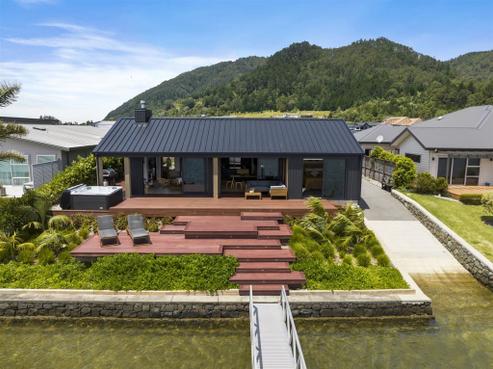109 Motu Iti, Pauanui