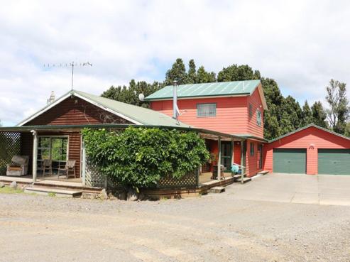 330 Pohokura Road, Tutira