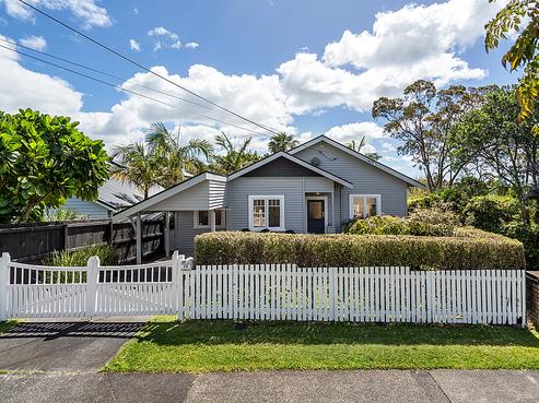 28 Roseberry Avenue, Birkenhead