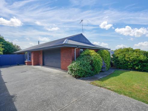 132 Edinburgh Crescent, Waikiwi