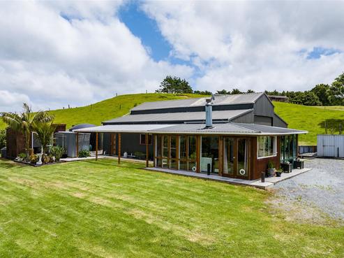 175 Brooks Road, Waipu