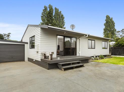 22 Olivine Street, Poike