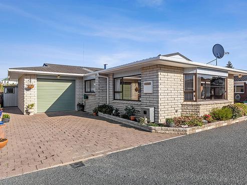 81A Tukapa Street, Westown