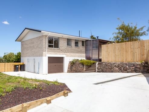 101 Hays Place, Thames