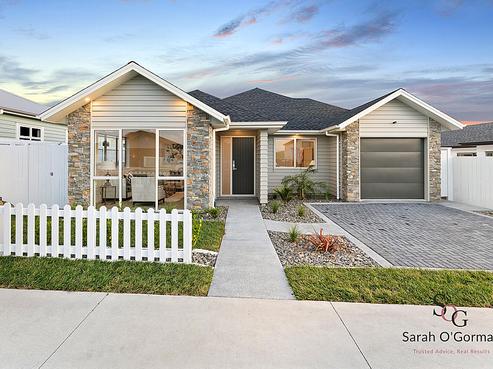 12 Edward Abell Street, Wainui