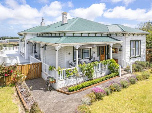135 Weraroa Road, Waverley