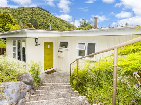 12 Black Beech Street, Birchville