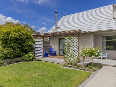 27 Hood Crescent, Arrowtown