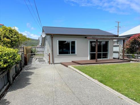 37 Blake Street, Blaketown