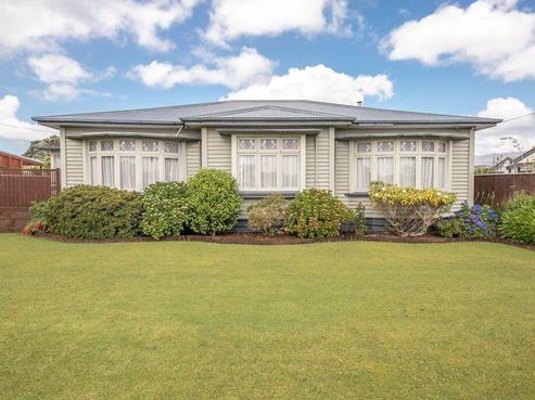 97 Queen Street, Westport
