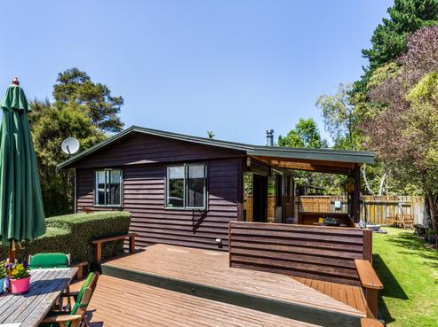 14 Te Herekiekie Street, Turangi