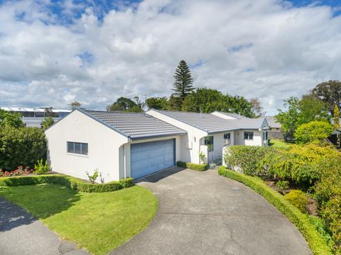 100 Summerhill Drive, Fitzherbert