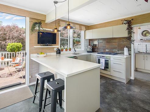 18 Chichester Drive, Pinehaven
