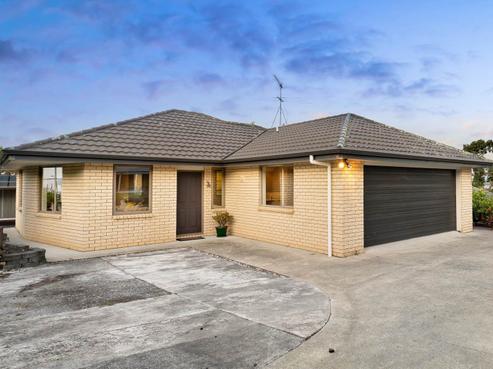 12A Kokiri Street, Te Atatu South