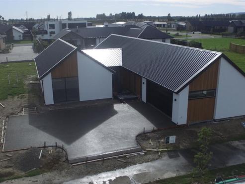 61 Carnaveron Drive, Lincoln