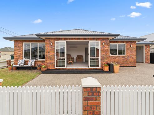 79 Bay View Road, South Dunedin