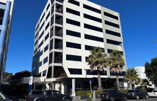 Office space with outstanding outlook 