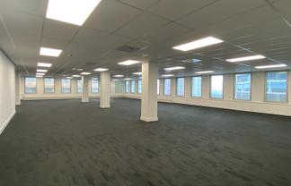 Large Floor on The Terrace – 1,220sqm