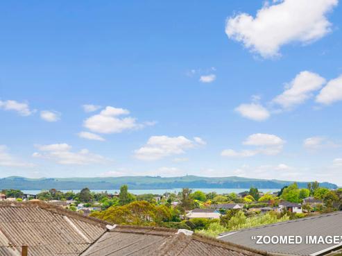 2/128A Saint Johns Road, Saint Johns