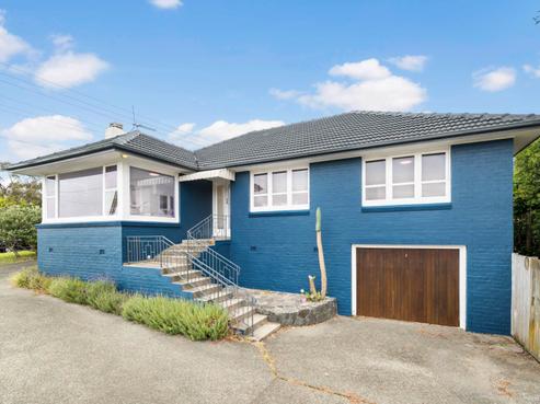 77 Ocean View Road, Hillcrest