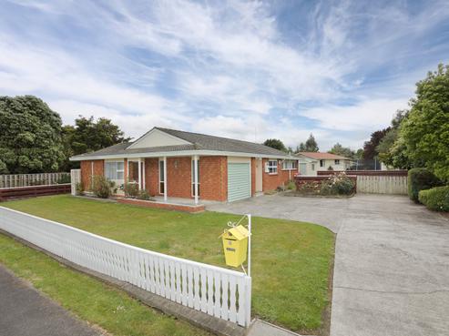 4 Walker Crescent, Bulls