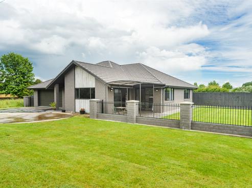 9B Reid Line West, Feilding